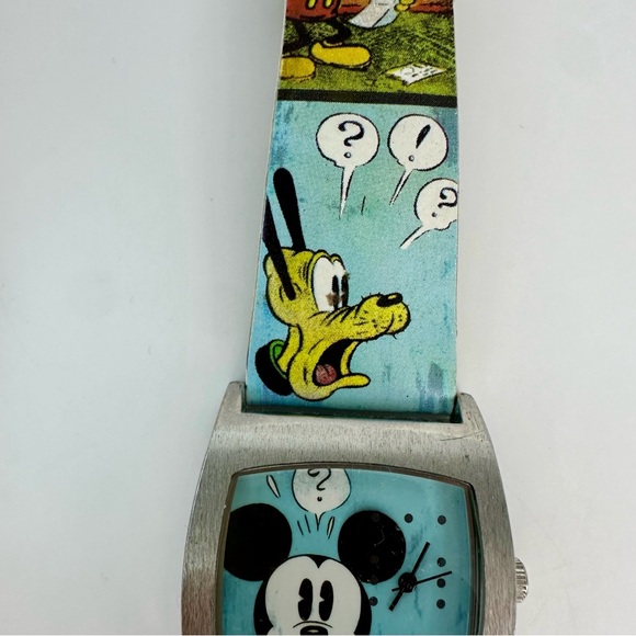 Vtg Disney Parks Mickey Quartz Stainless Watch w Cartoon Comic Pluto, Daffy - Picture 5 of 14